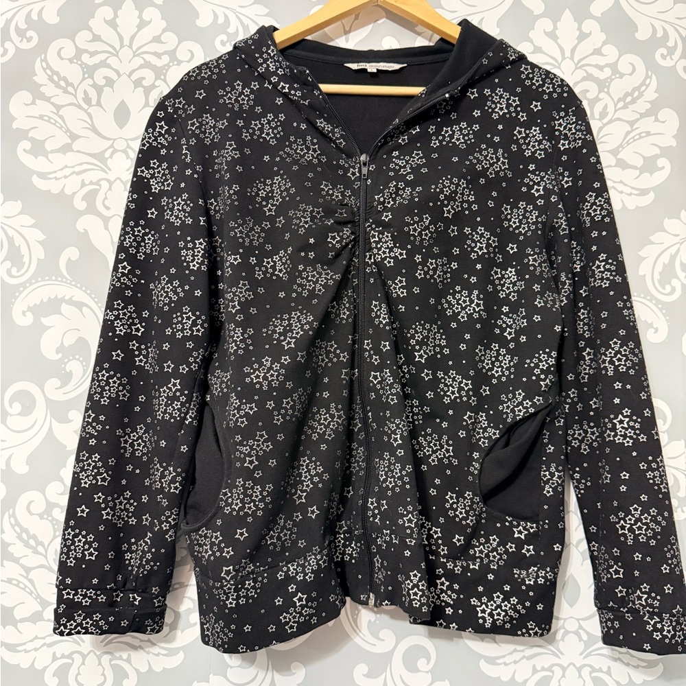 10/$25 • FMX Design Studio Star Print Cinched Detail Zip Hooded Sweater‎